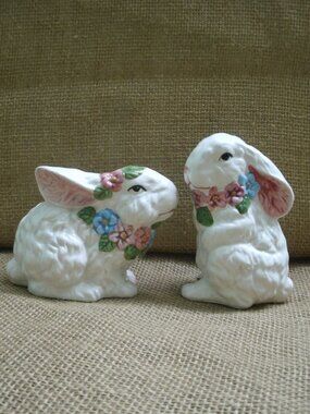 Vintage Fitz & Floyd Ceramic Rabbit Figurines Set of 2